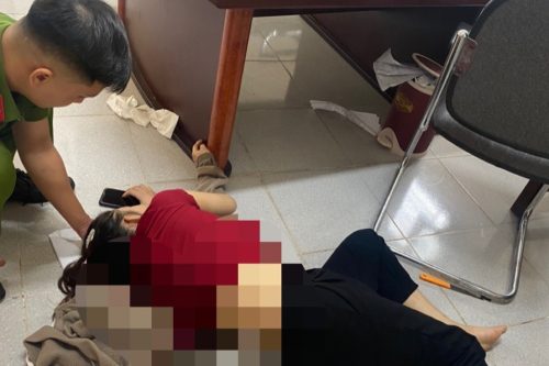 Chồng khiến vợ vợ trọng thương khi đang dự phiên tòa hòa giải ly hôn