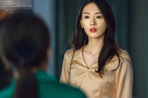 Mừng thầm vì đưa được mẹ chồng về quê, sáng tỉnh dậy, tôi hoảng hồn khi thấy mảnh giấy để lại trên bàn