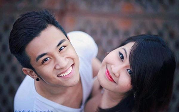 bạn gái dương edward