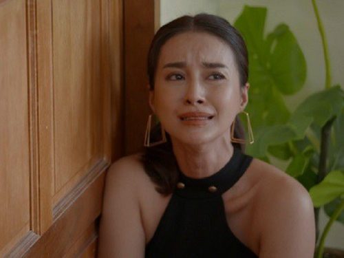 Kết hôn 1 năm, chồng vẫn để tôi giường đơn gối chiếc và bí mật phía sau khiến tôi ngã quỵ