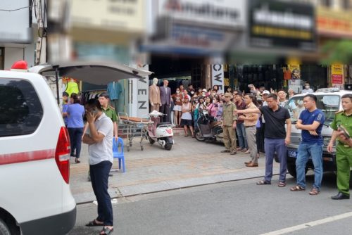 Vụ cô gái bị sát hại ở cửa hàng quần áo: Nhân chứng khai gì?