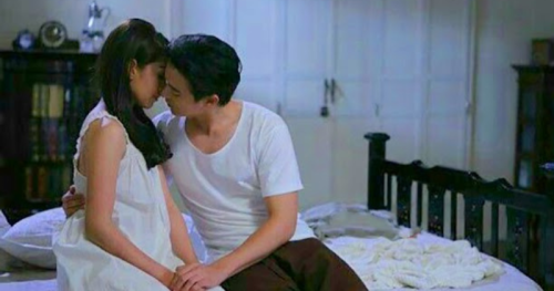 Lâu ngày vợ chồng mới gần gũi, đang phút cao trào vợ vô tình thốt lên 2 chữ động trời và nhận cái kết chua chát