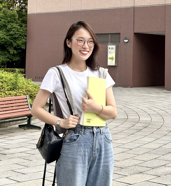 mc khánh vy học trường nào