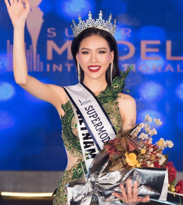 siêu mẫu, hoa hậu bùi quỳnh hoa