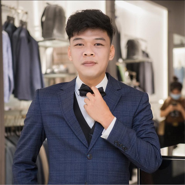 trung ruồi sinh năm bao nhiêu