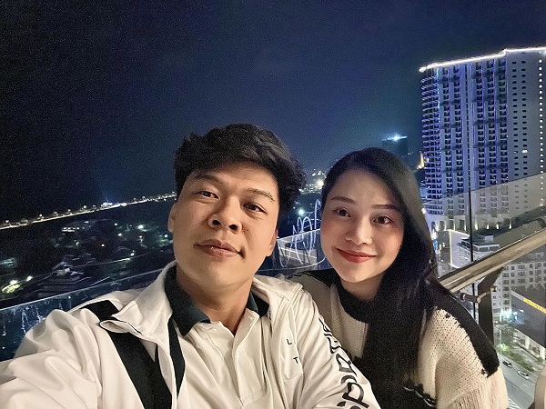 trung ruồi và vợ ngọc hà