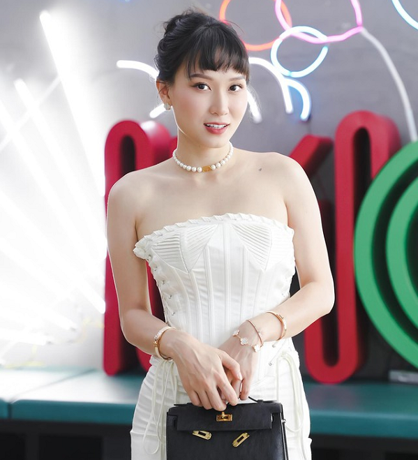 danh tính nữ ceo tố hoa hậu lê hoàng phương