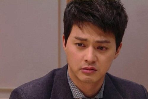 Hối hận khi vội lấy nữ nhân viên ngân hàng xinh đẹp sau 1 năm vợ mất