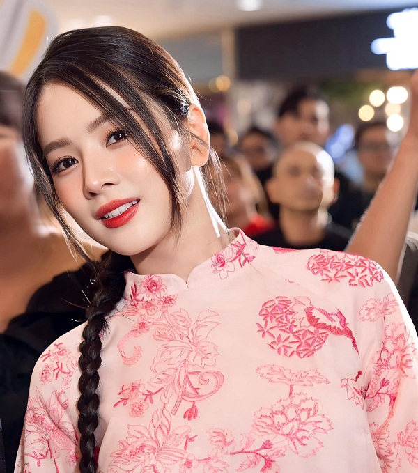 DJ Mie sinh năm bao nhiêu