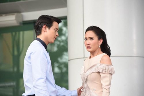 Giả nghèo thử lòng bạn gái liền bị chia tay, 3 tháng sau gặp lại em tôi chết lặng