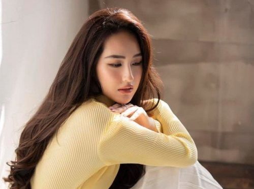 Mai Phương Thuý gây hoang mang vì hàng loạt dòng trạng thái lạ, chuyện gì mà chính chủ phải vội xin lỗi?