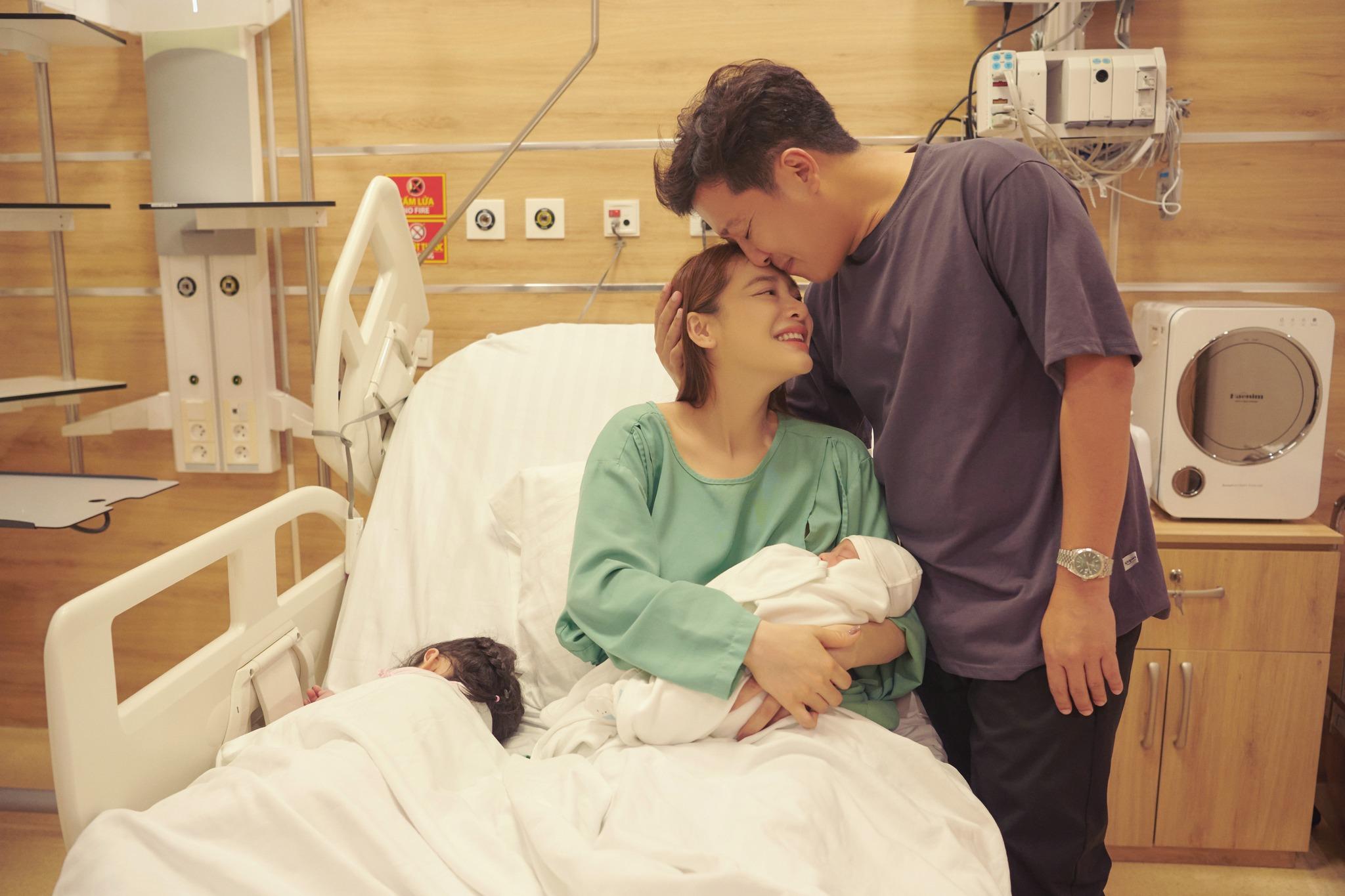 nhã phương tiết lộ lý do nhận lời cầu hôn của trường giang
