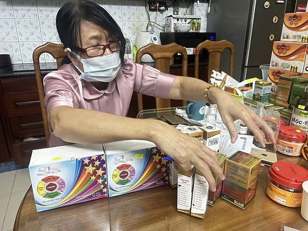 vợ bác sĩ hà duy thọ là ai