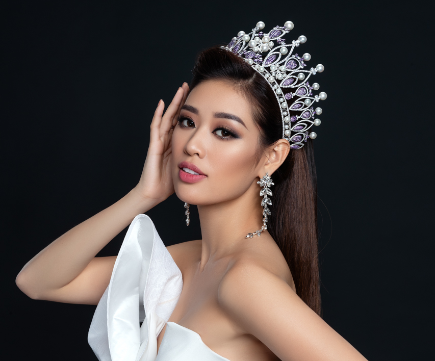 Tiểu sử Hoa hậu Khánh Vân & sự nghiệp của nàng hậu mới nhất Khánh Vân hoa hậu có sở thích chơi búp bê