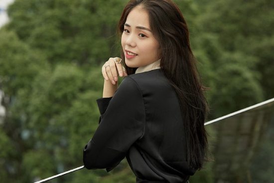 Hương Ly là ai? Tiểu sử, sự nghiệp của ca sĩ Nguyễn Hương Ly