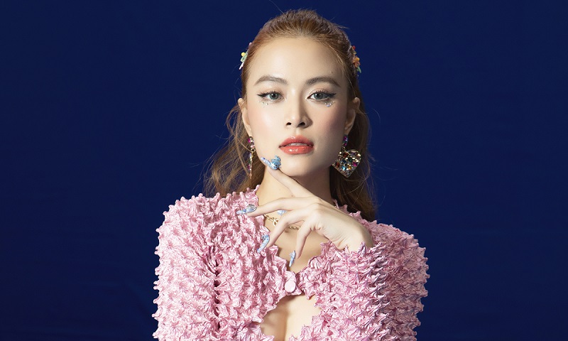 Hoàng Thùy Linh là ai? Tiểu sử & Sự nghiệp ca sĩ Hoàng Thùy Linh Hoàng Thùy Linh là ai? Tiểu sử & Sự nghiệp ca sĩ Hoàng Thùy Linh