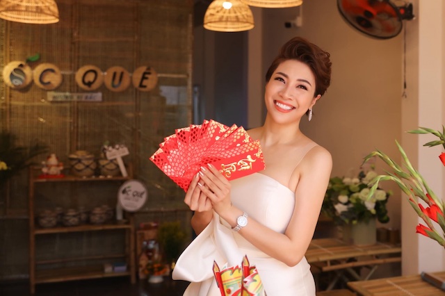 Chuyện đời tư với những ồn ào bủa vây