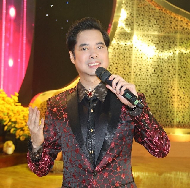 Tiểu sử & sự nghiệp của ca sĩ Ngọc Sơn Ca sĩ Ngọc Sơn trở lại sân khấu sau một thời gian vắng bóng