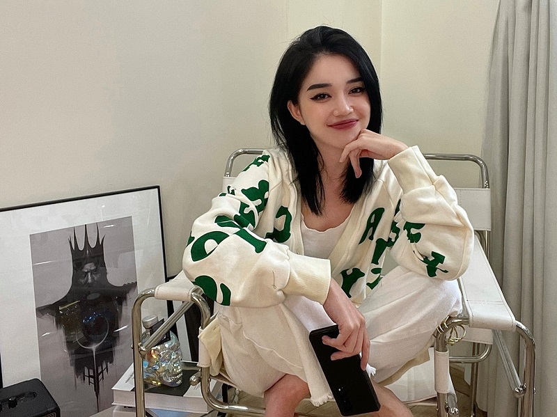 Linh Ngọc Đàm là ai? Tiểu sử Linh Ngọc Đàm Streamer tài năng Cô có niềm đam mê game mãnh liệt