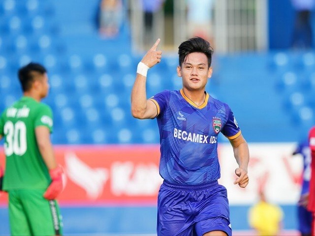 Hồ Tấn Tài là ai? Tiểu sử và sự nghiệp Hồ Tấn Tài Tấn Tài tỏa sáng hết mình tại V.League