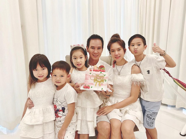 Cuộc sống gia đình hạnh phúc đáng ghen tị của Lý Hải
