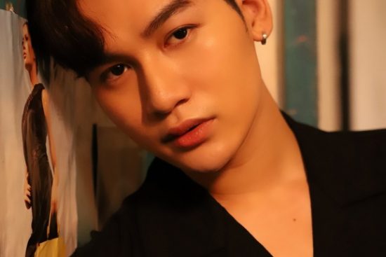 Ali Hoàng Dương là ai? Tiểu sử & Sự nghiệp ca sĩ Ali Hoàng Dương