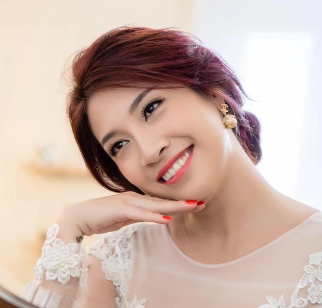 Pha lê là ai? Tiểu sử & sự nghiệp của nữ ca sĩ Pha Lê