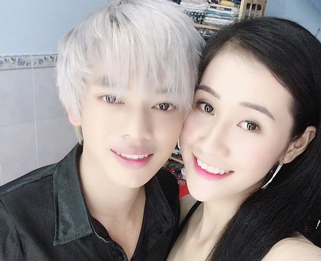 Cuộc sống gia đình, tình cảm riêng tư của nam ca sĩ