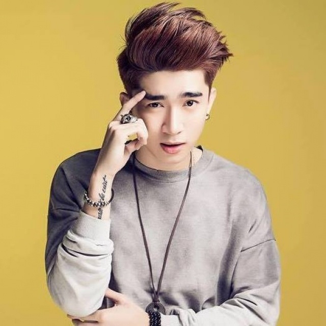 Tiểu sử ca sĩ Chi Dân