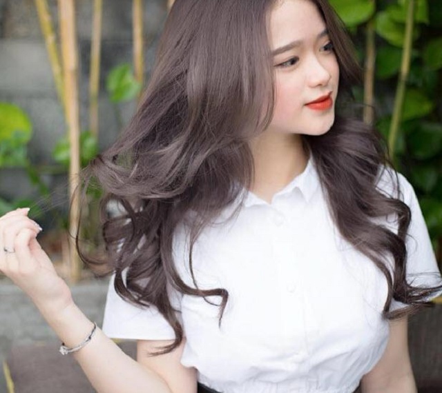 Tiểu sử và sự nghiệp của hot girl Linh Ka