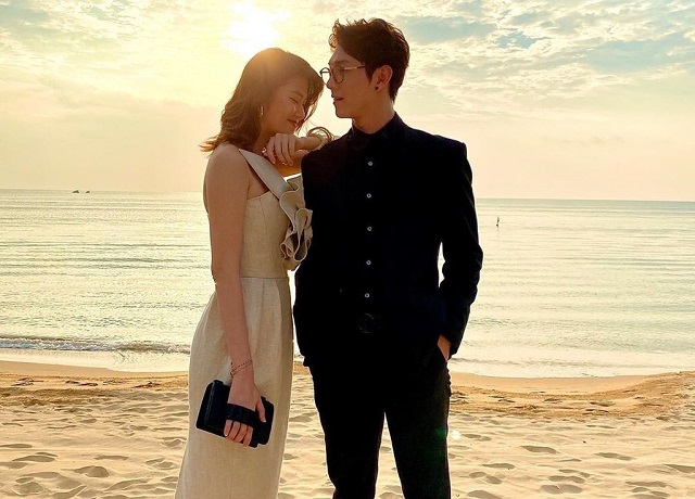 Trường Sinh và người yêu (người mẫu Thu Hằng)