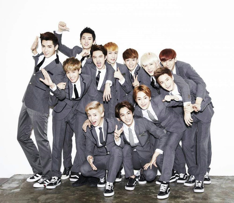 Anh là thành viên của nhóm nhạc EXO