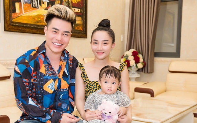 Tiểu sử, sự nghiệp của Lê Dương Bảo Lâm Bà xã của Dương Lâm tên Tạ Thị Quỳnh Anh
