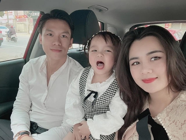Tiểu sử, sự nghiệp cầu thủ Quế Ngọc Hải Chuyện tình cảm đẹp như mơ của Quế Ngọc Hải và người vợ hoa khôi
