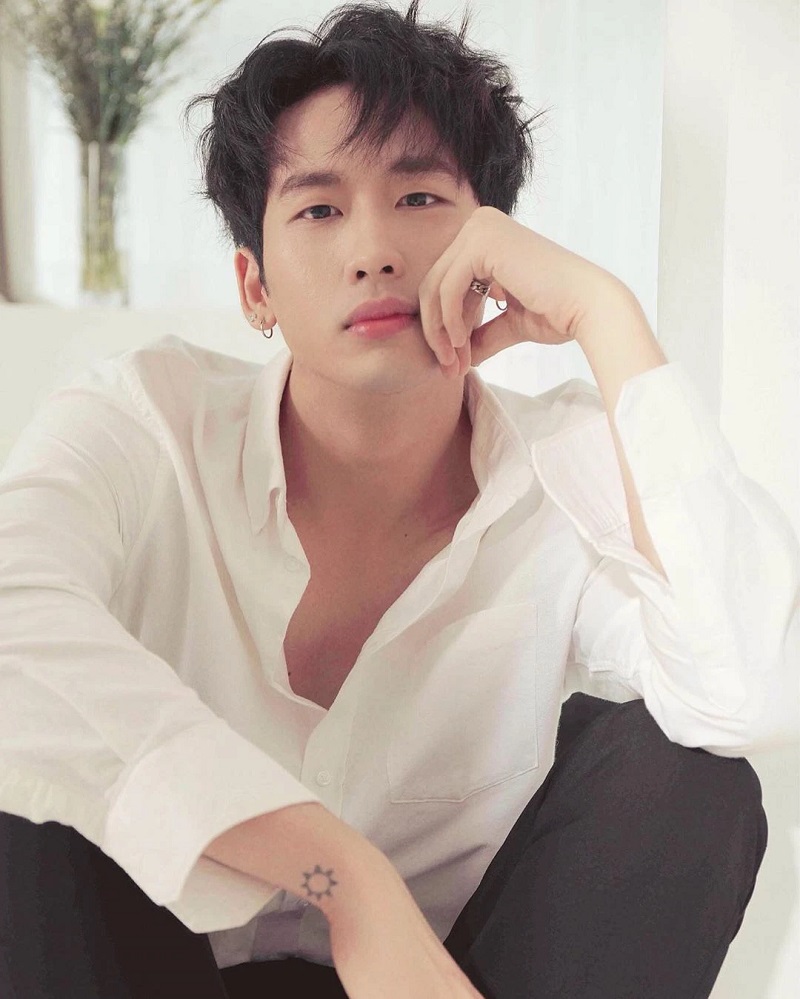 Diễn viên Tuấn Trần có ngoại hình giống các idol Hàn Quốc