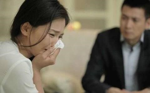 Anh rể bệnh nặng khó qua khỏi đã dúi vào tay tôi 3 tỷ kèm lời nhắn bất ngờ