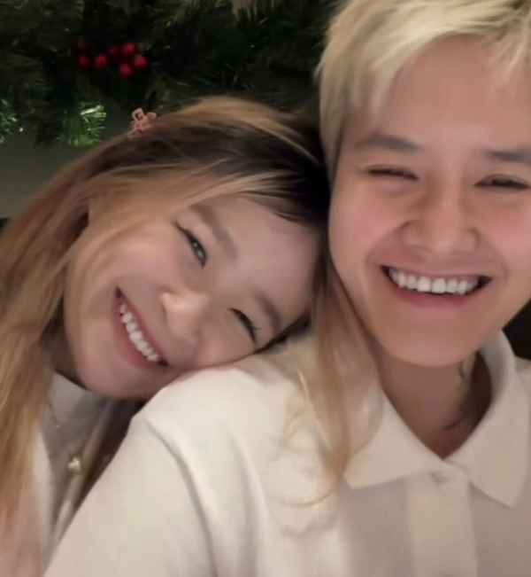 bạn trai rich kid chao tên là gì