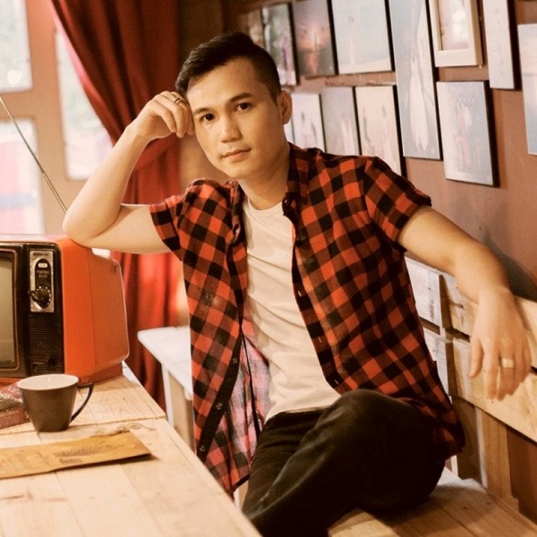 ca sĩ tuấn khang là con ai