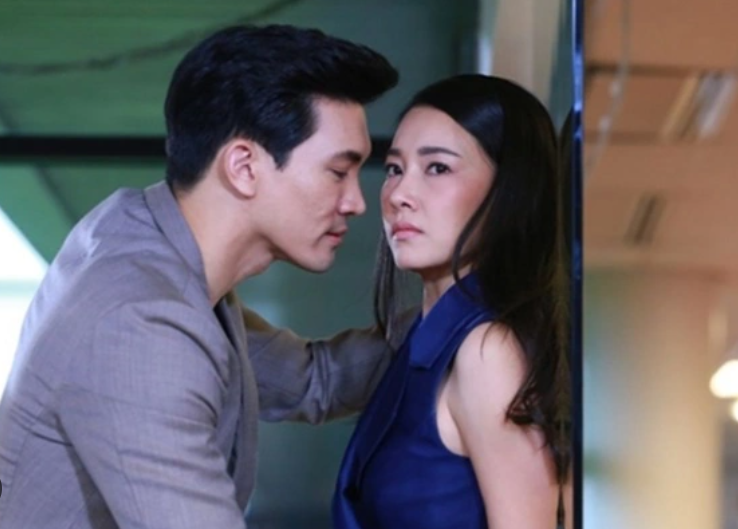 Cắn răng lấy người đáng tuổi chú làm chồng và cái kết bất ngờ đêm tân hôn