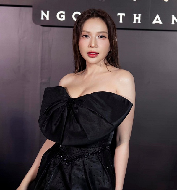 chiều cao diễn viên khả như