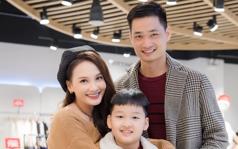 Cô gái trẻ đến với ngành từ rất sớm
