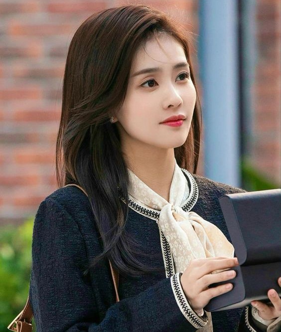 diễn viên bạch lộc là ai