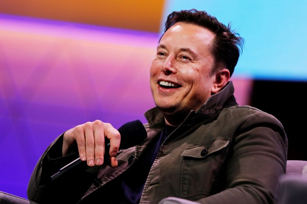 Elon Musk là ai? Tiểu sử, sự nghiệp của ông chủ Twitter Elon Musk là ai? Ông được mệnh danh là Iron Man phiên bản đời thực