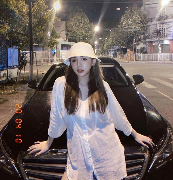 hoa khôi đại học kinh tế tài chinh tphcm P.N.Q