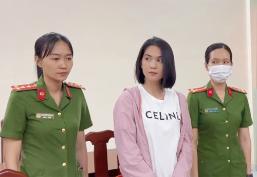 Nghi vấn Ngọc Trinh sắp tại ngoại sau khi cho 'sáng đèn' loạt tài khoản MXH, luật sư lên tiếng nói rõ