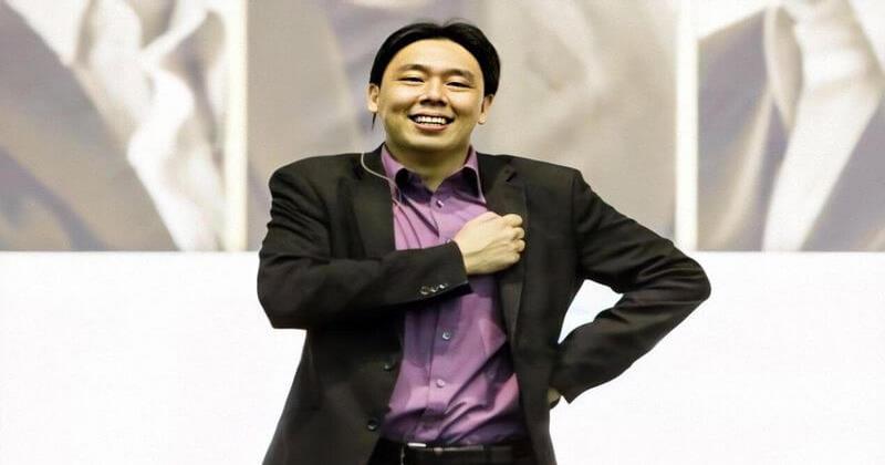 Tiểu sử & Sự nghiệp của doanh nhân Adam Khoo Ông còn là một người chồng, người cha tốt