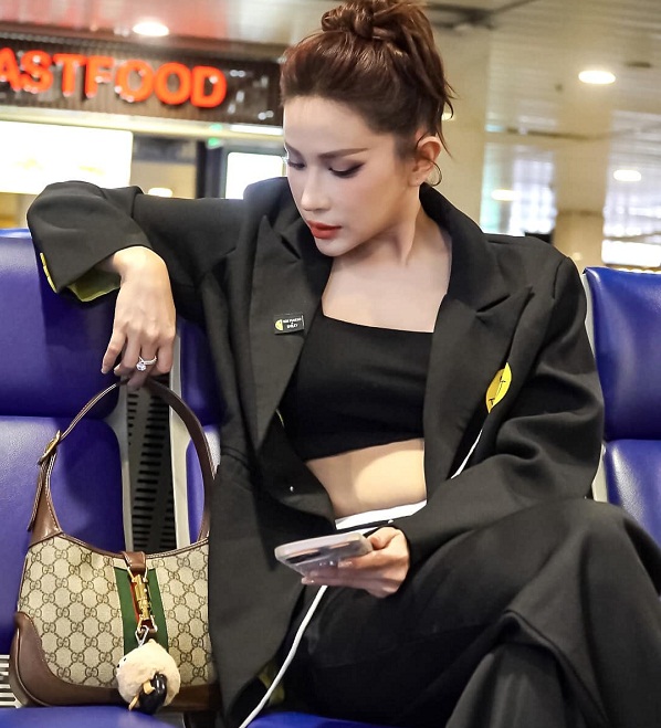 tài sản diễn viên khả như