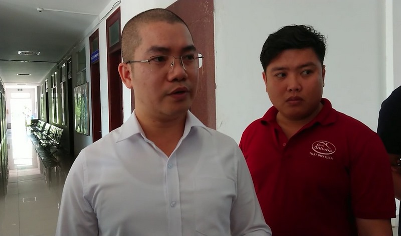Thái Luyện đến với ngành từ một nhân viên môi giới