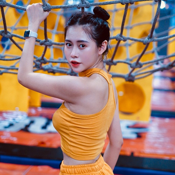 việt phương thoa cao bao nhiêu