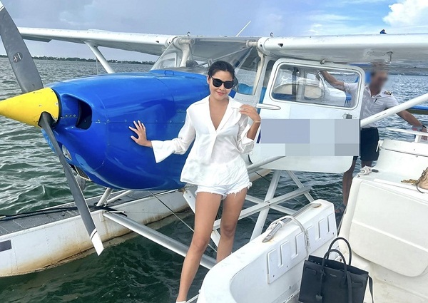 gia thế á hậu phương thảo